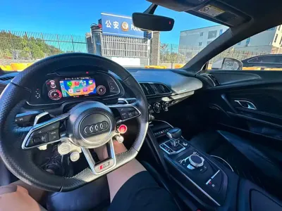 Audi R8 2017, 70000 км, за 116242.6 USD - фото 8