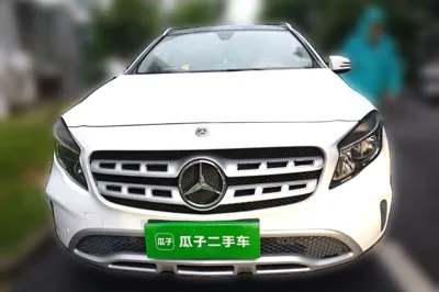 Mercedes-Benz GLA 2017, 102500 км, за 8295 USD