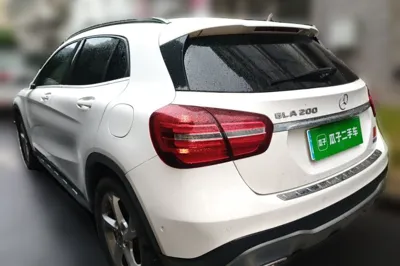 Mercedes-Benz GLA 2017, 102500 км, за 8295 USD