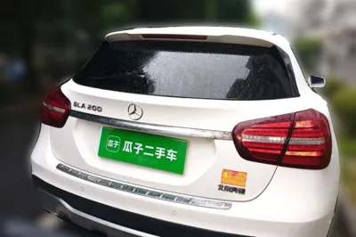 Mercedes-Benz GLA 2017, 102500 км, за 8295 USD