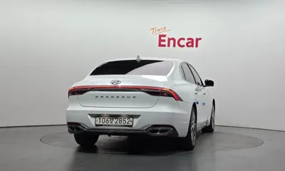 Hyundai Grandeur 2020, 48033 км, за 17395.3 USD