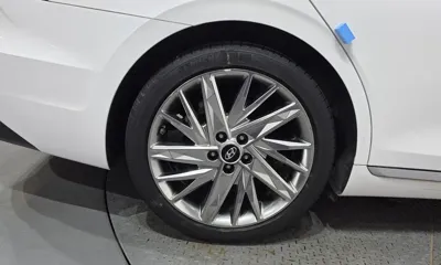 Hyundai Grandeur 2020, 48033 км, за 17395.3 USD