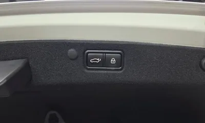 Hyundai Grandeur 2020, 48033 км, за 17395.3 USD - фото 20