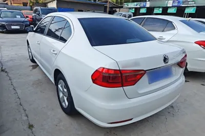 Volkswagen Lavida 2013, 79200 км, за 6473 USD