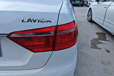 Volkswagen Lavida 2013, 79200 км, за 6473 USD - фото 9