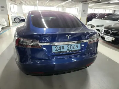 Tesla Model S 2020, 112539 км, за 31205.23 USD