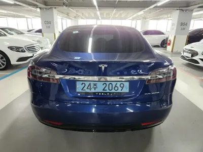 Tesla Model S 2020, 112539 км, за 31205.23 USD