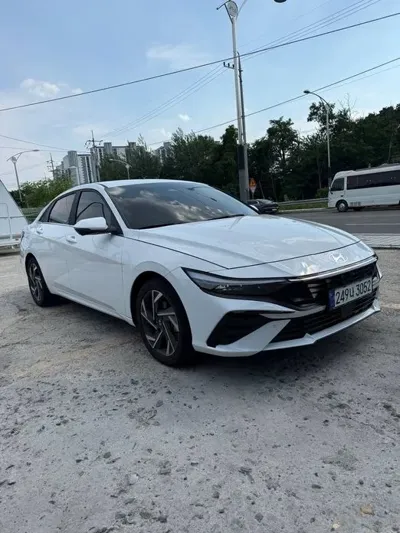 Hyundai Avante 2024, 27560 км, за 18708.15 USD