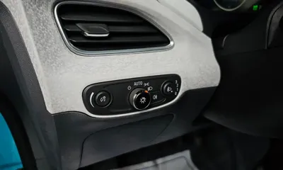 ChevroletGMDaewoo Bolt EV 2021, 131518 км, за 10148.33 USD - фото 18