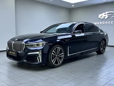 BMW 7 Series · 2020 год