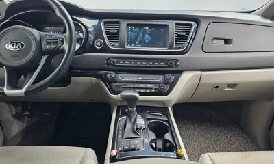 Kia Canival 2018, 108837 км, за 7800.11 USD - фото 17