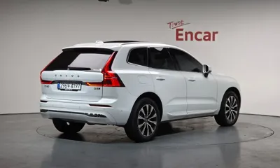 Volvo XC60 2025, 12849 км, за 39072.82 USD