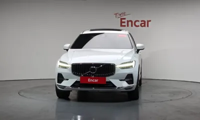 Volvo XC60 2025, 12849 км, за 39072.82 USD