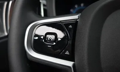 Volvo XC60 2025, 12849 км, за 39072.82 USD - фото 17