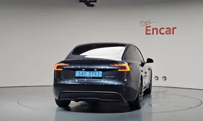 Tesla Model 3 2024, 37851 км, за 31596.11 USD