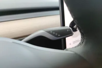 Tesla Model Y 2022, 60000 км, за 25656 USD - фото 16