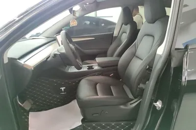 Tesla Model Y 2022, 60000 км, за 25656 USD - фото 17
