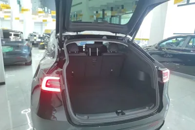 Tesla Model Y 2022, 60000 км, за 25656 USD - фото 22