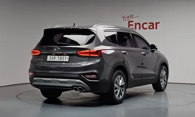 Hyundai Santafe 2019, 54083 км, за 13213.92 USD