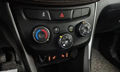 ChevroletGMDaewoo Trax 2018, 111133 км, за 3413.42 USD - фото 19
