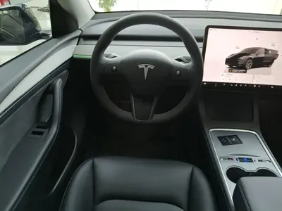 Tesla Model Y 2024, 49900 км, за 26206.08 USD - фото 11