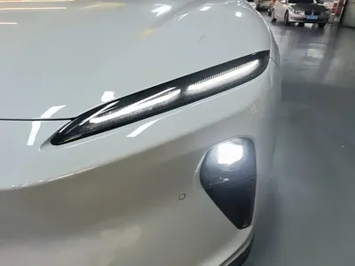 Nio ET5T 2023, 25700 км, за 17161.13 USD - фото 24