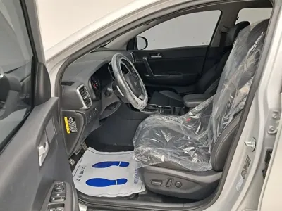 Kia Sportage 2019, 67885 км, за 10206.07 USD - фото 11