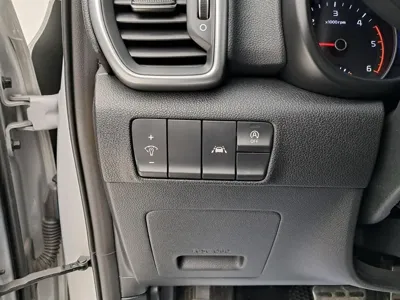 Kia Sportage 2019, 67885 км, за 10206.07 USD - фото 13