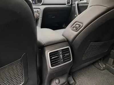 Kia Sportage 2019, 67885 км, за 10206.07 USD - фото 16