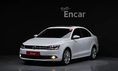 Volkswagen Jetta · 2012 год