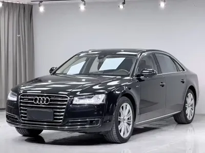 Audi A8 2015, 200000 км, за 31831.84 USD