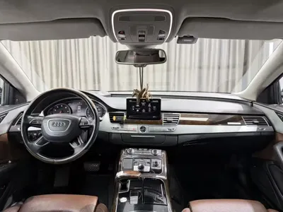 Audi A8 2015, 200000 км, за 31831.84 USD - фото 9