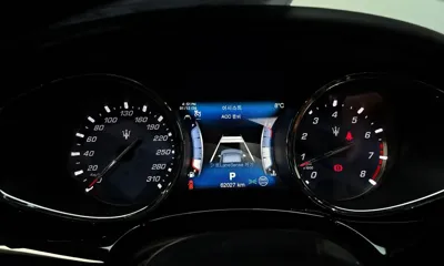 Maserati Quattroporte 2017, 62027 км, за 26362.73 USD - фото 8