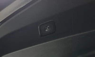 Ford Explorer 2018, 89651 км, за 10794.69 USD - фото 20