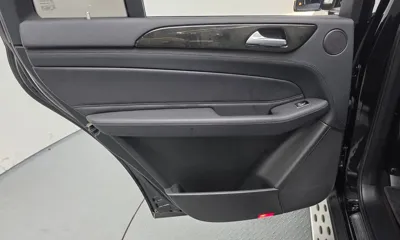 Mercedes-Benz GLS-Class 2018, 92409 км, за 28233.18 USD - фото 25