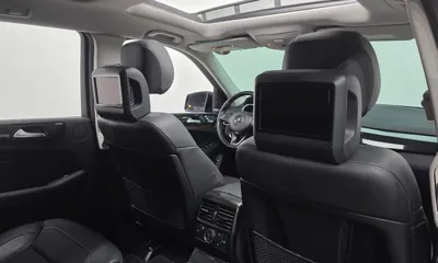 Mercedes-Benz GLS-Class 2018, 92409 км, за 28233.18 USD - фото 32