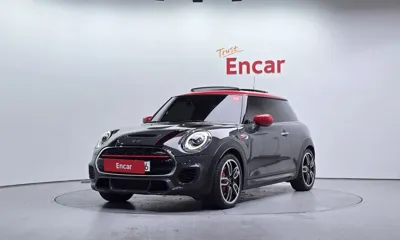 MINI Cooper · 2020 год