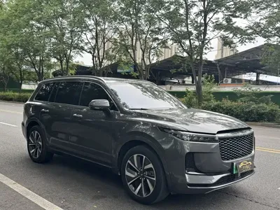 Li Auto Li ONE 2021, 60000 км, за 14056.4 USD
