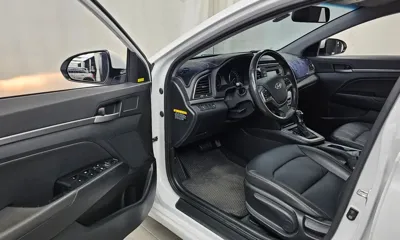 Hyundai Avante 2016, 179318 км, за 3908.8 USD - фото 10