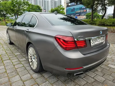 BMW 7-Series 2014, 323080 км, за 3835.4 USD