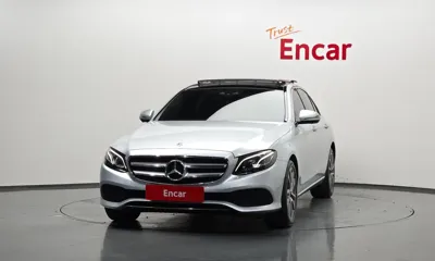 Mercedes-Benz E-Class 2019, 55780 км, за 12228.99 USD