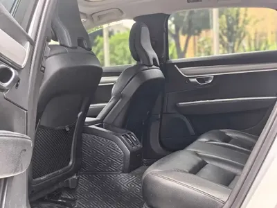 Volvo S90 2019, 98000 км, за 14726.4 USD - фото 7