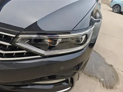 Volkswagen Magotan 2023, 40900 км, за 17509.96 USD