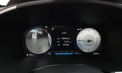 Hyundai Santafe 2021, 54996 км, за 18540.22 USD - фото 8