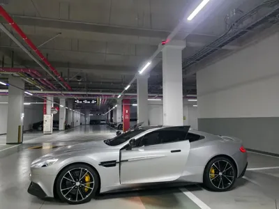 Astonmartin Vanquish 2016, 29296 км, за 87304.71 USD