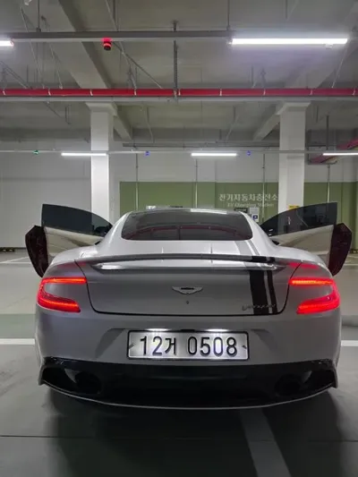 Astonmartin Vanquish 2016, 29296 км, за 87304.71 USD
