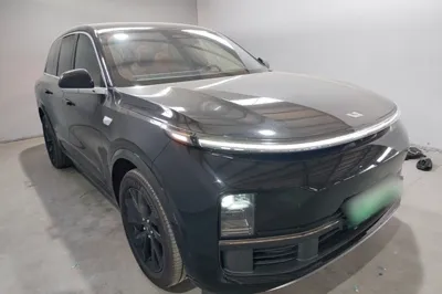 Li Auto L8 2023, 78100 км, за 31116 USD