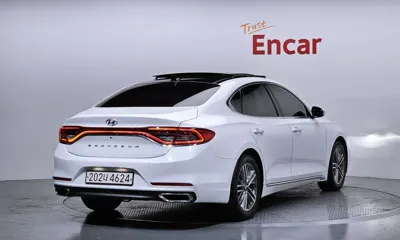 Hyundai Grandeur 2019, 94086 км, за 9518.18 USD