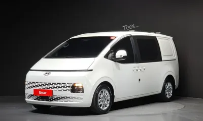 Hyundai Staria · 2022 год