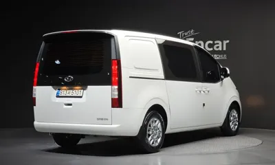 Hyundai Staria 2022, 3850 км, за 16385.86 USD